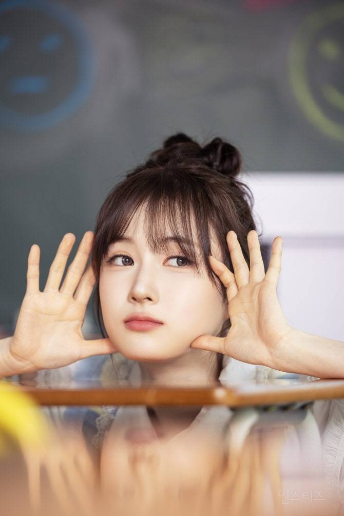 '22일 데뷔' 수린, 러블리 무드로 '입덕 유발' | 인스티즈