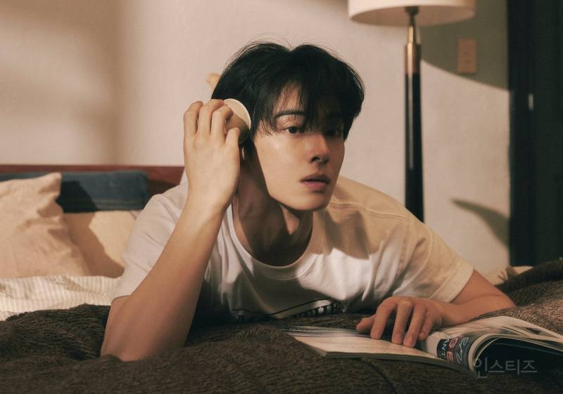 7년차 커플 느낌나는 차은우&고윤정 마리떼 화보.jpg | 인스티즈