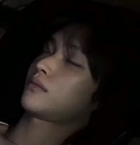 [잡담] 원빈아 겁나 잘생긴거 축하해 | 인스티즈