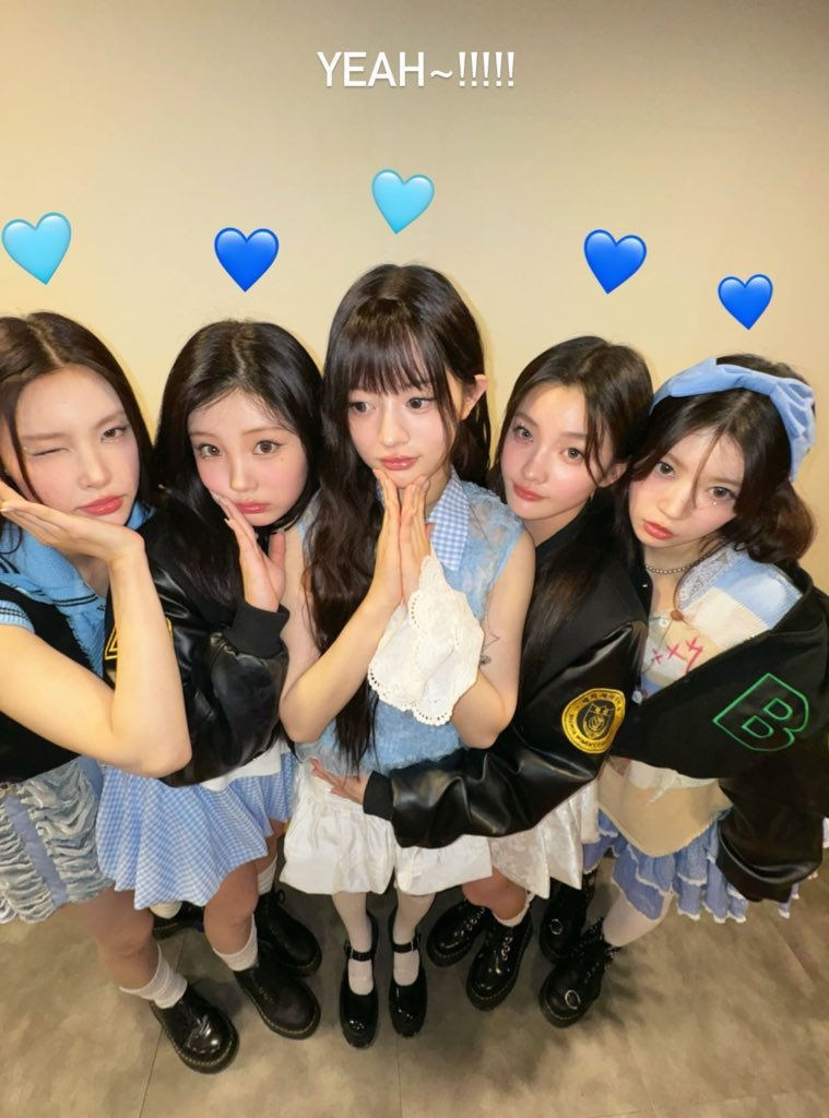 대학 언니들 쓰러지게 만든 아일릿 올해 첫 대학 축제 | 인스티즈