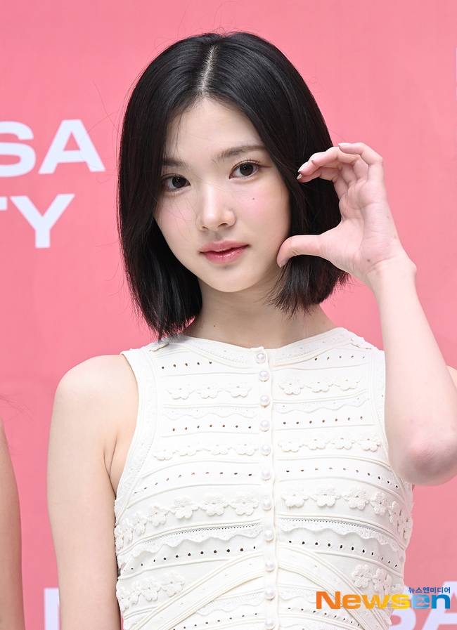 무신사뷰티 팝업에 방문한 하츠투하츠 | 인스티즈