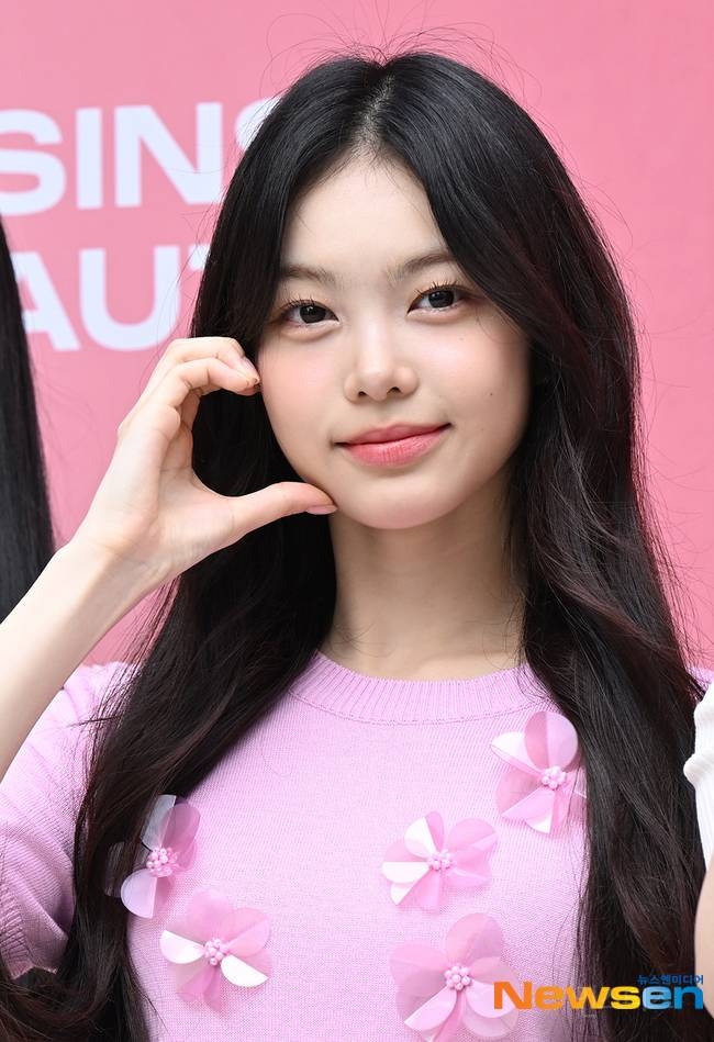 무신사뷰티 팝업에 방문한 하츠투하츠 | 인스티즈