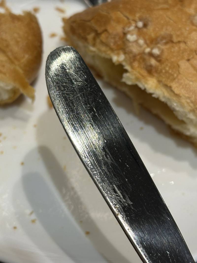 [잡담] 스벅에서 소금빵 먹다 성격 파탄자 될 거 같음.. | 인스티즈