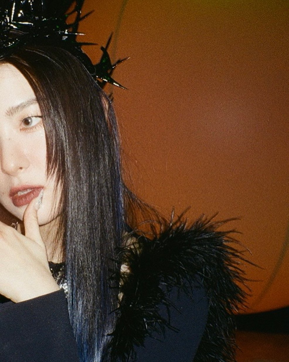 [잡담] 새삼 슬기 컨셉?스타일링? 암튼 기가막히게 잘받아먹는다 | 인스티즈