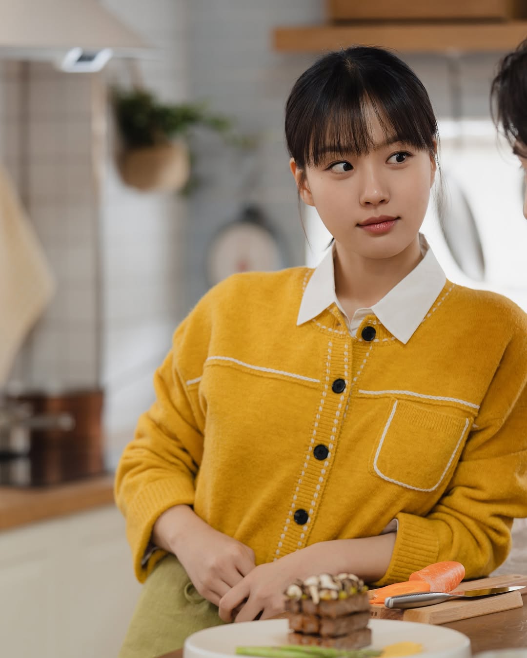 짱귀짱예인 고민시 <당신의 맛> 포스터 촬영 비하인드 컷 | 인스티즈