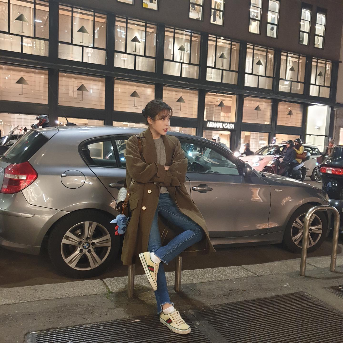 [잡담] 아이유 유럽가서 찍은거 | 인스티즈