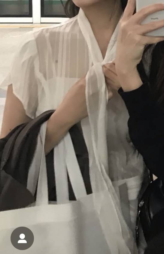 [잡담] 3시간 찾았는데.. 이 옷 어디껀지 알려줘ㅠㅠ | 인스티즈