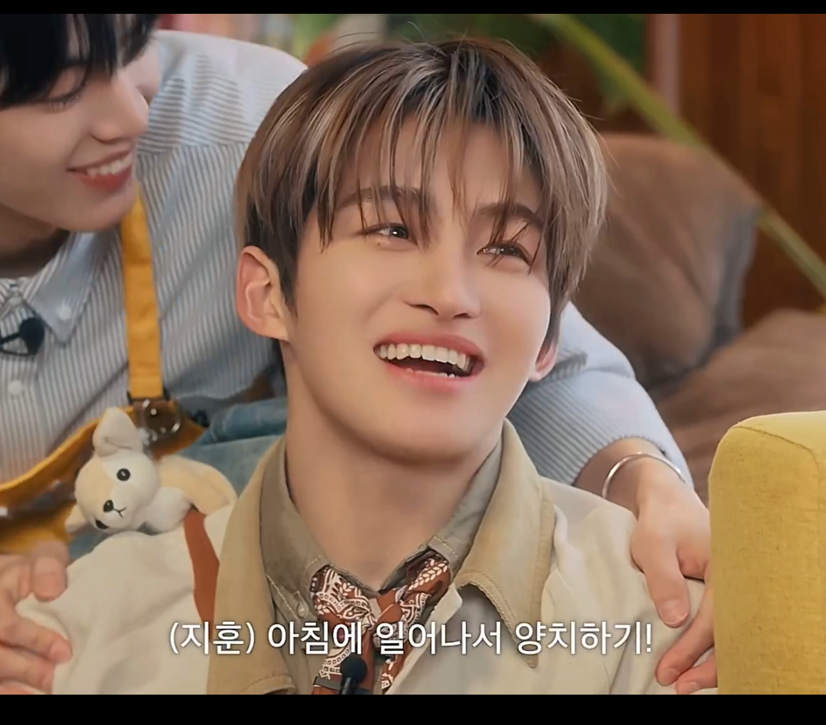 [잡담] 투어스 도훈 지훈 훈훈즈 맨날 티격태격해서 신유, 경민이 표정이 | 인스티즈