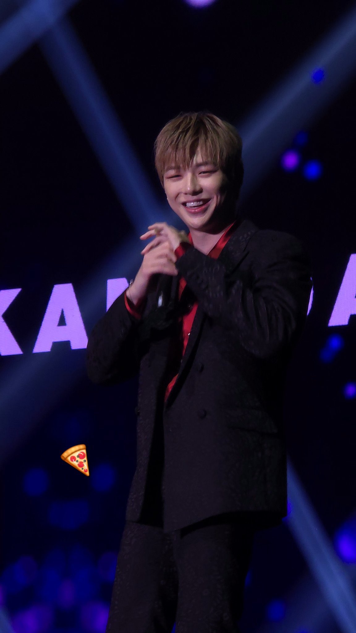 [잡담] 강다니엘 팬들 드레스코드 같이 입은거 보기 좋아 | 인스티즈