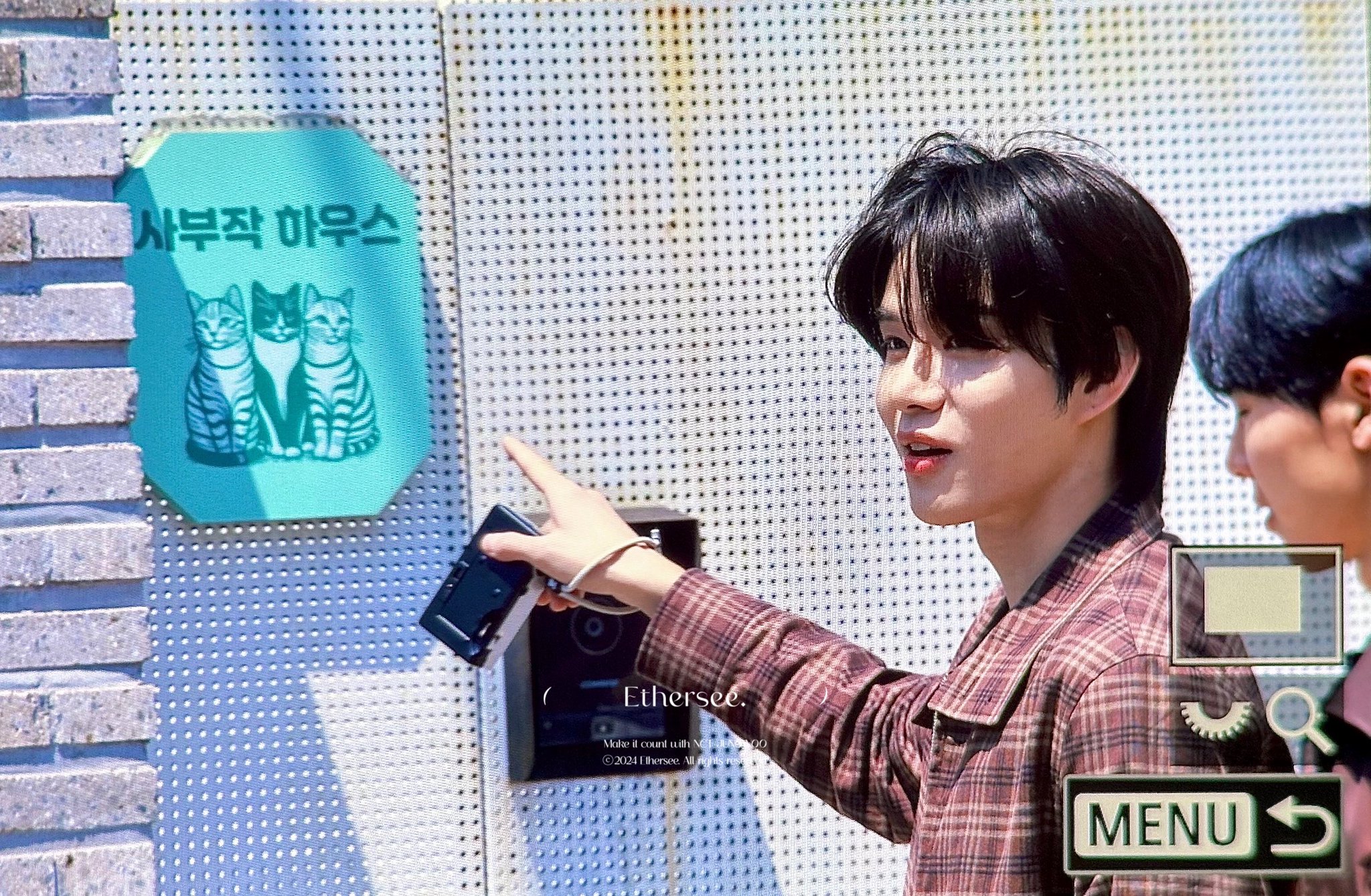 [잡담] 정우 진짜 장발하니까 청순미 미쳤네 .. | 인스티즈