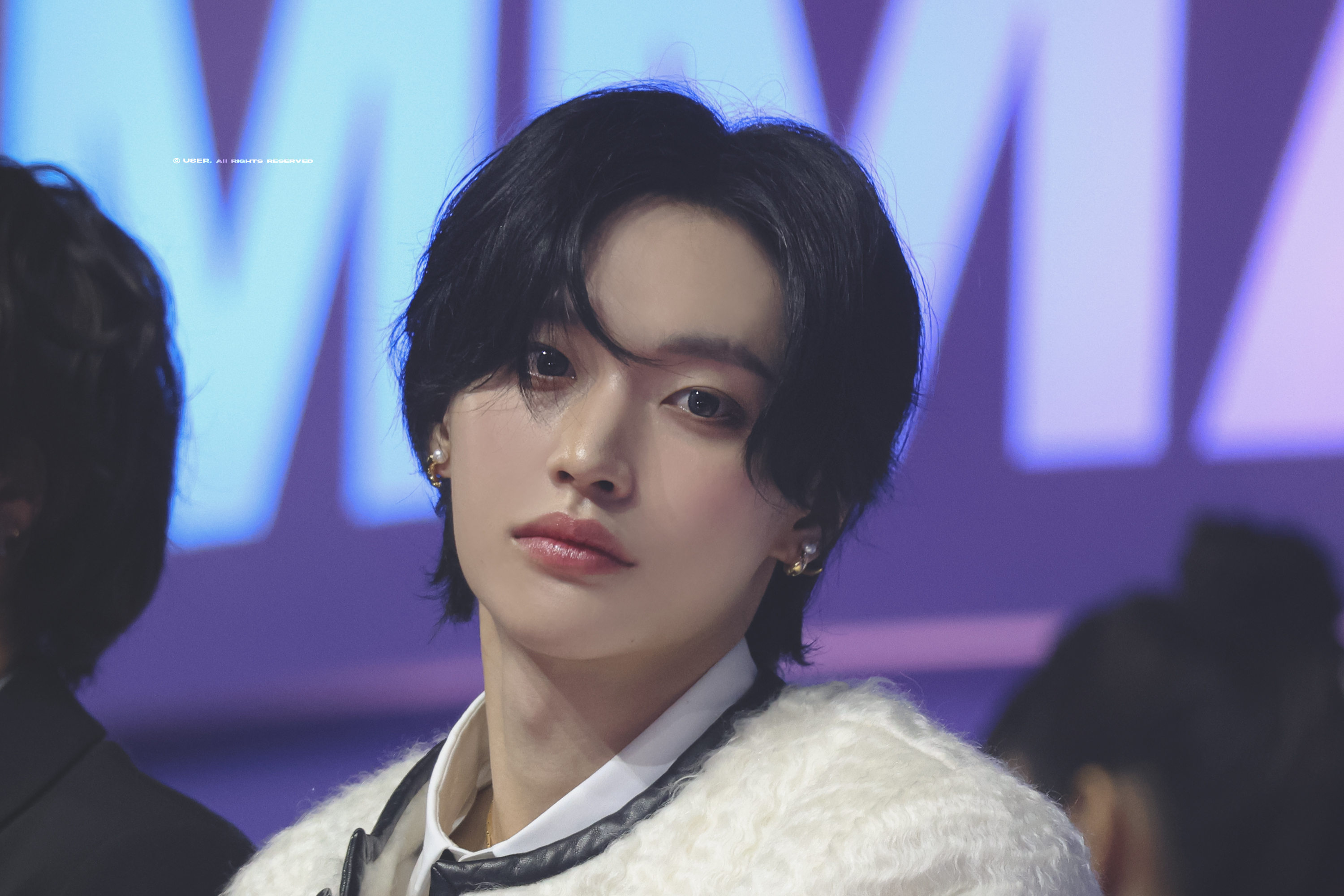 [잡담] 끼얹으면 끼얹을수록 덜어내면 덜어낼수록 (ㅈㅇ 원빈) | 인스티즈