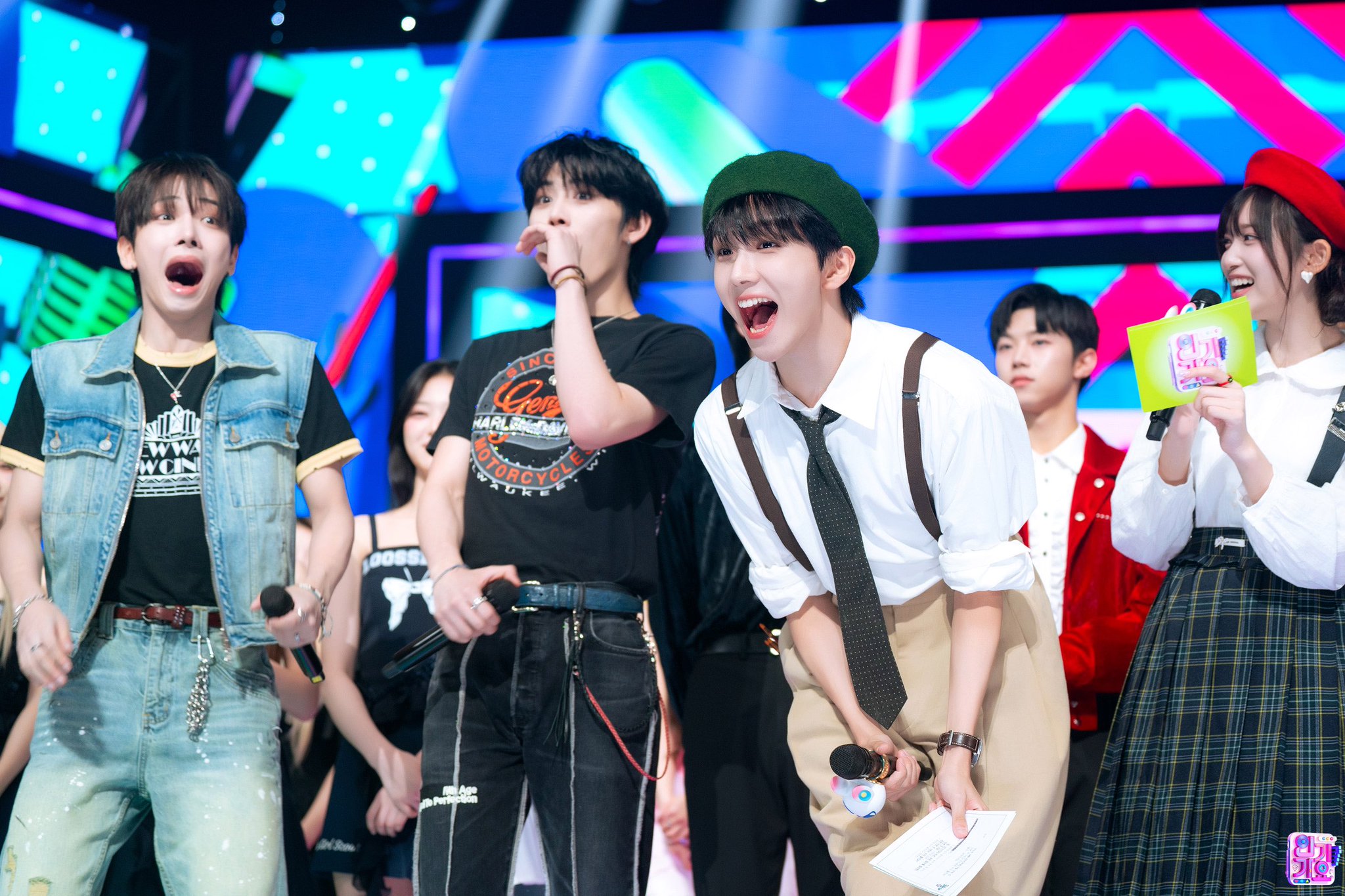 [잡담] 보넥도 인가 첫 1위 하고 놀란거 너무 귀엽다 | 인스티즈