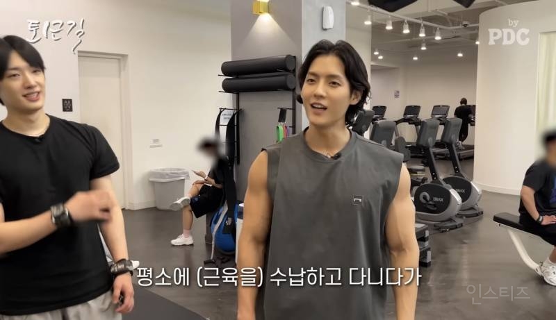 수납형이라는 레전드 힘숨찐 남돌.jpg | 인스티즈