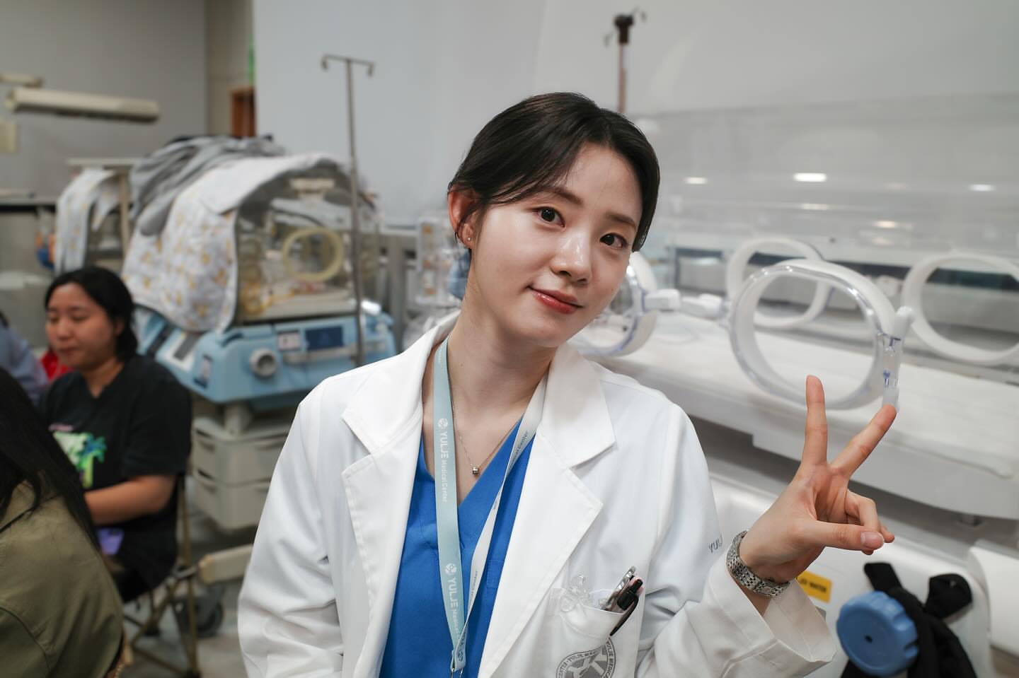 [잡담] 스탭 인스타에 뜬 슬전의 배우들 사진🥹🤍 | 인스티즈