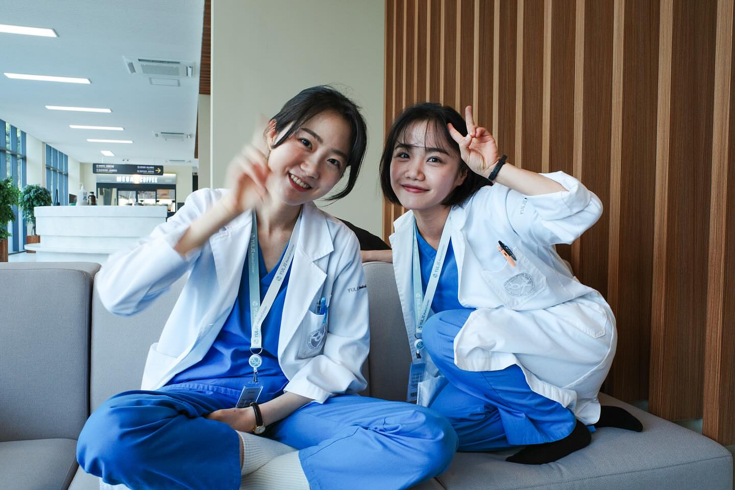 [잡담] 스탭 인스타에 뜬 슬전의 배우들 사진🥹🤍 | 인스티즈