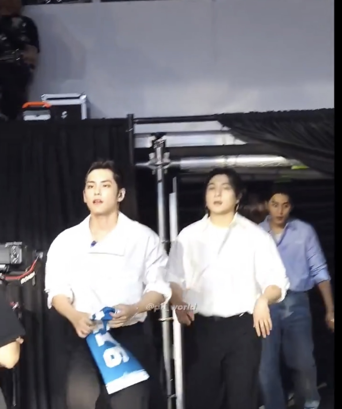[잡담] 원필 실물 이!!목!!!구!!비!!!더라... | 인스티즈