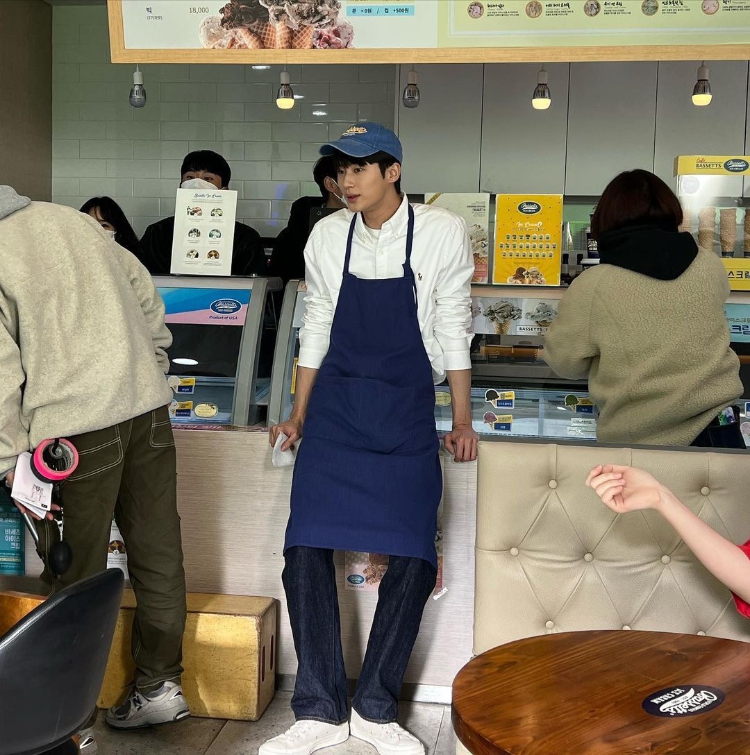 [잡담] 구라 안 치고 마네킹보다 더 마네킹 같은 변우석 | 인스티즈