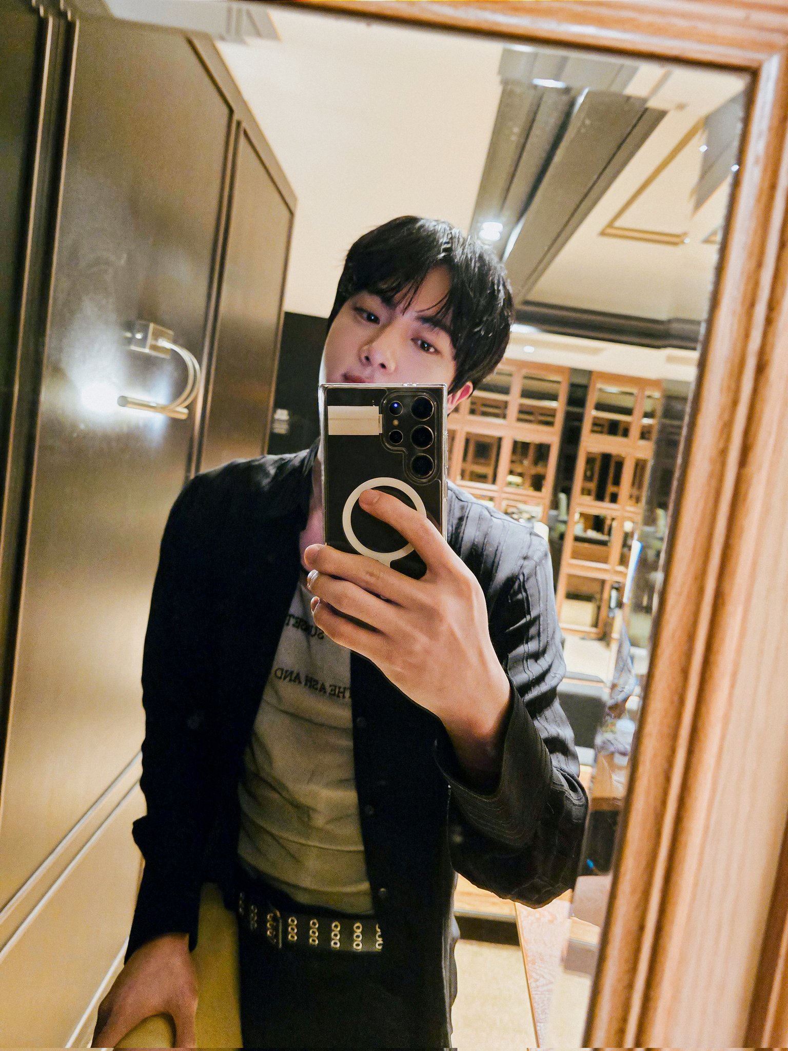 [잡담] 방탄 진 이거 현실감 느껴져 | 인스티즈
