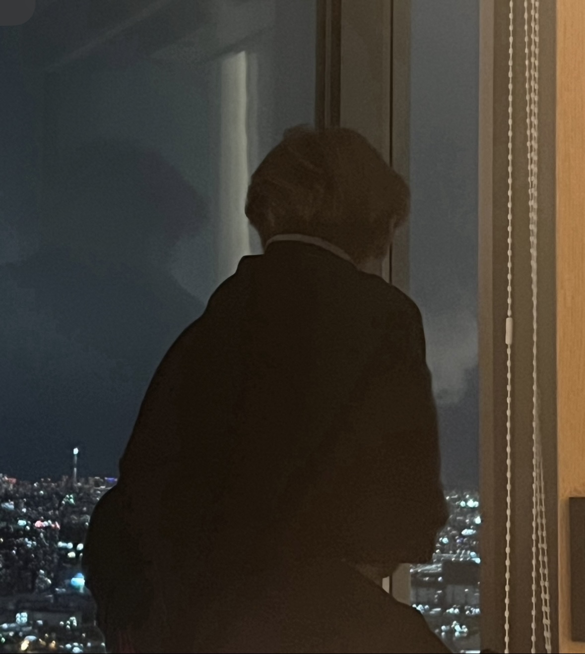 [잡담] 얘들아 이거 아이돌 같아? | 인스티즈