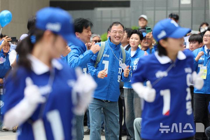 직업 만족도 최상인듯한 김상욱...... | 인스티즈