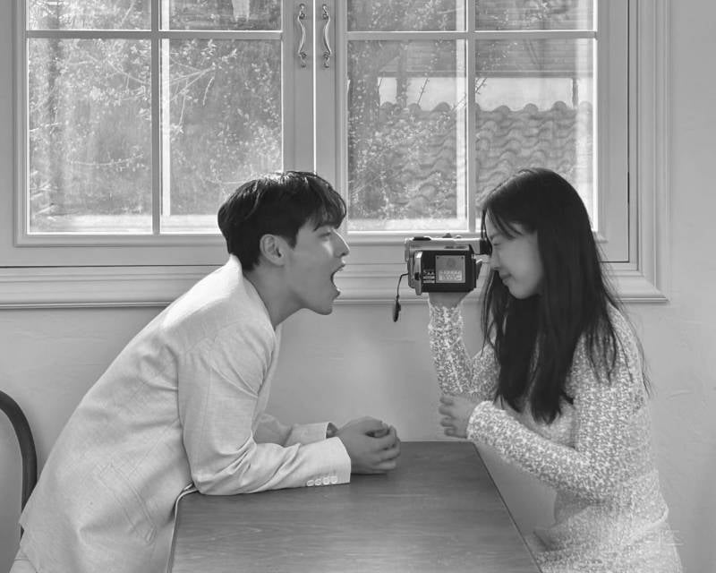 고민시 인스타 강하늘과 화보 비하인드 | 인스티즈