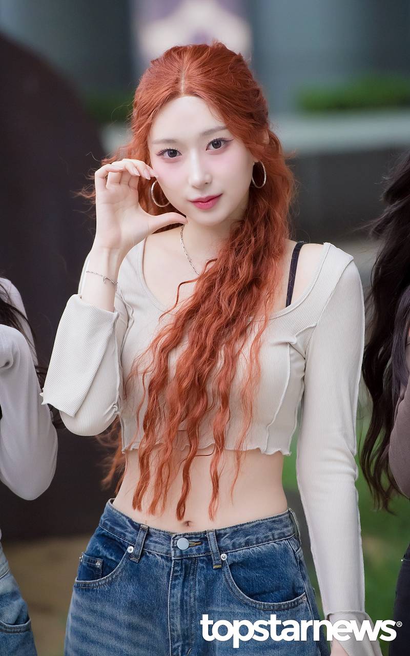 엑신(X:IN) 한나, 이샤, 아리아 웬디의 영스트리트 출근길 포토.jpg | 인스티즈