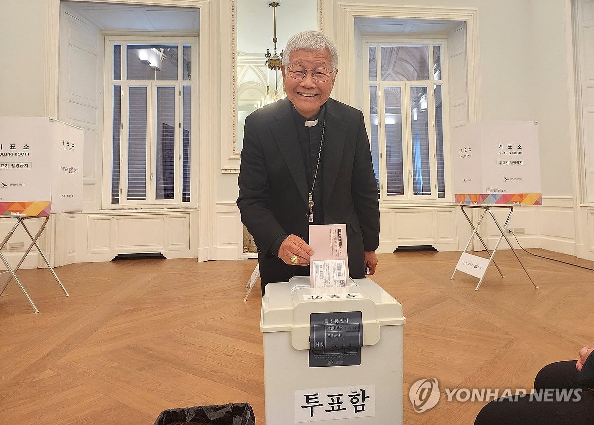 [잡담] 유흥식 추기경님 재외국민 투표 참석 | 인스티즈