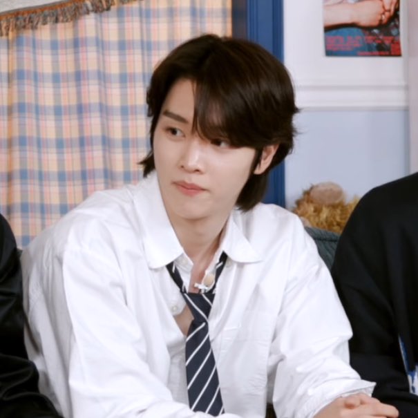 [잡담] 성찬 넥타이 왜이래 | 인스티즈
