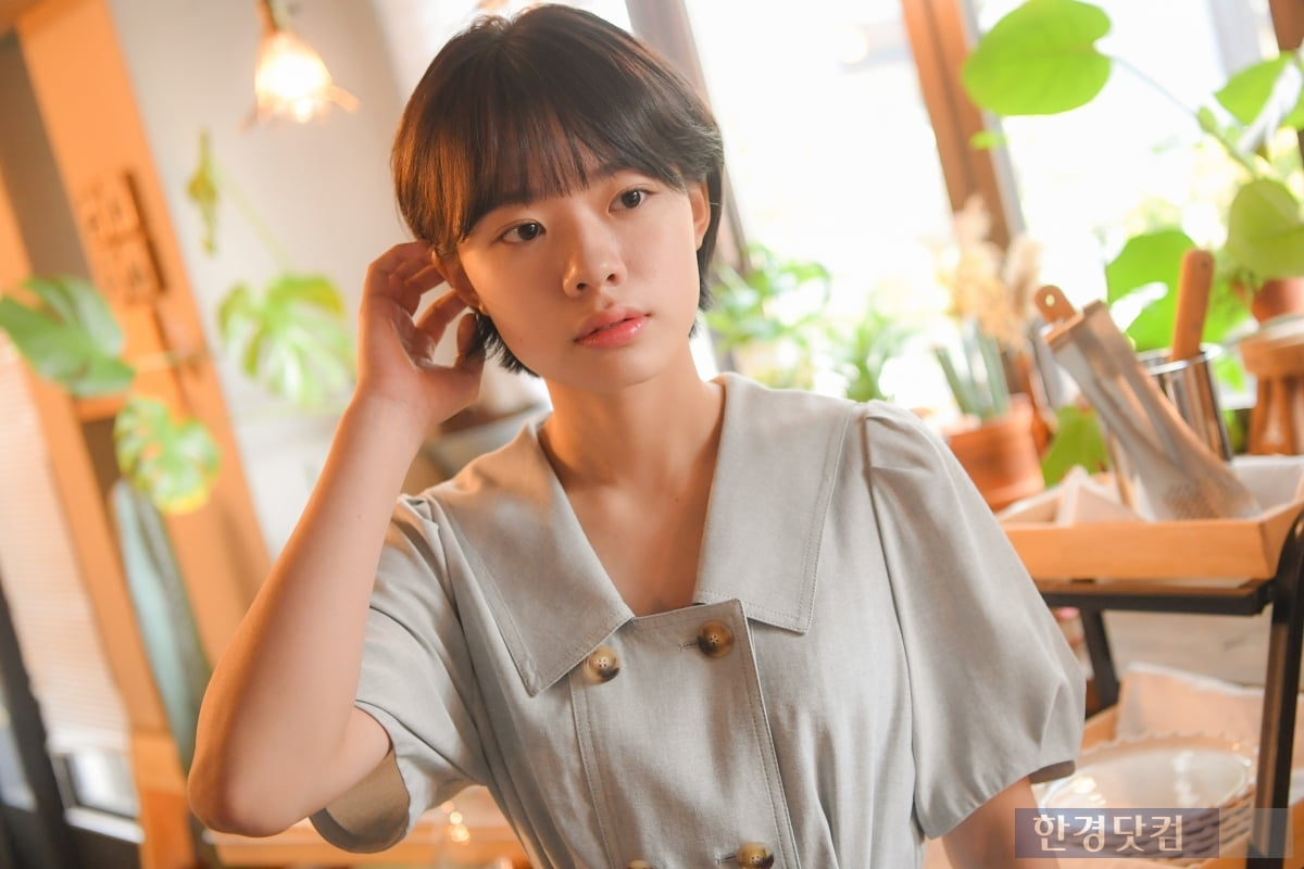 [정보/소식] [단독] '교복불패' 이재인, 청춘 로맨스 예고…'스프링피버' 합류 | 인스티즈