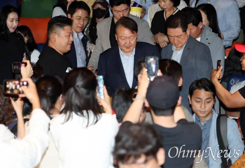 눈을 의심하게 된다는 오늘 1시간 전 뉴스.JPG | 인스티즈