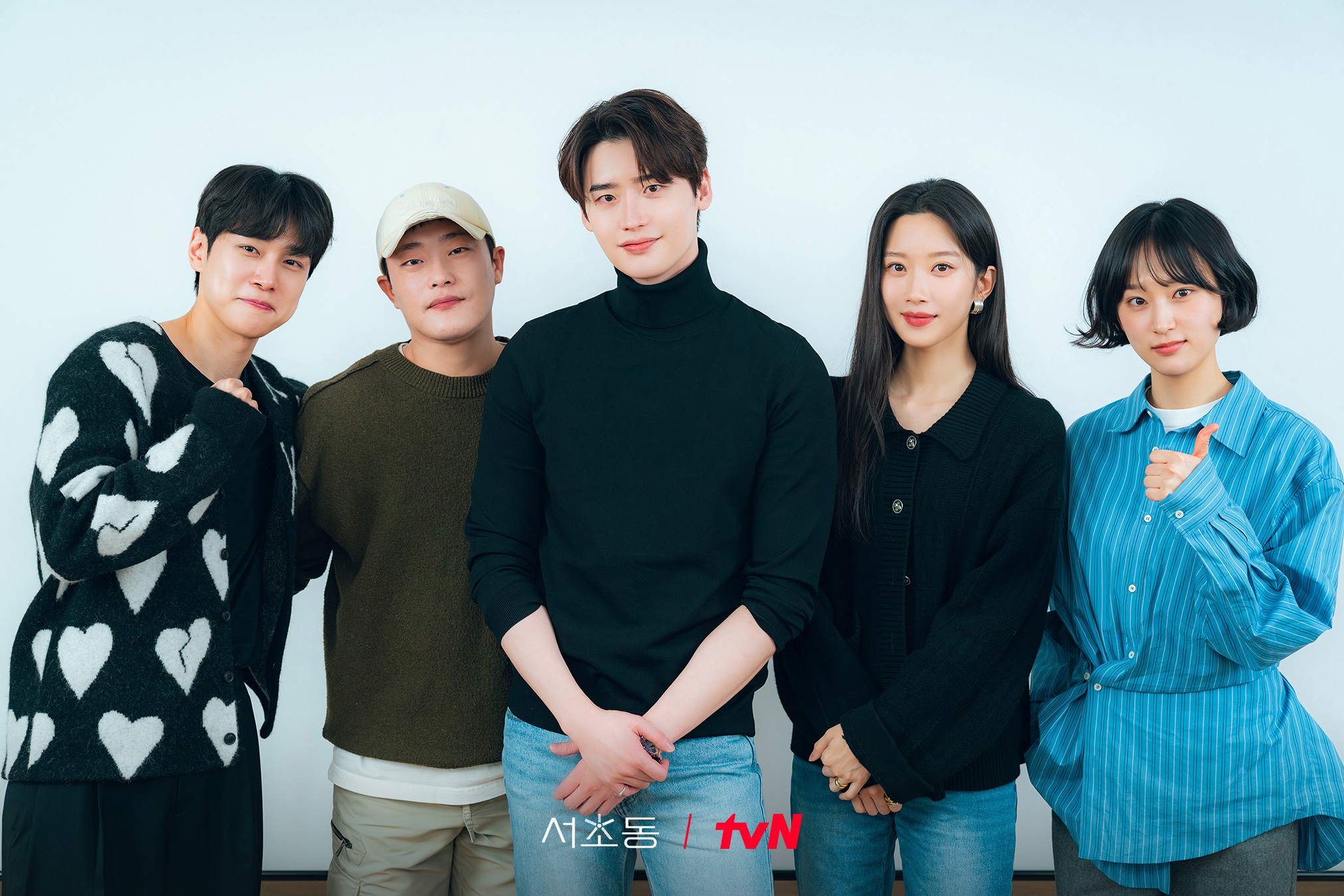 [잡담] 서초동 이종석X문가영X강유석X류혜영X임성재서초동 어변저스 어셈블!🌟5인 5색 대본 리딩 현장 &서초동 어쏘 변호사들의 바쁜 일상 공개! | 인스티즈