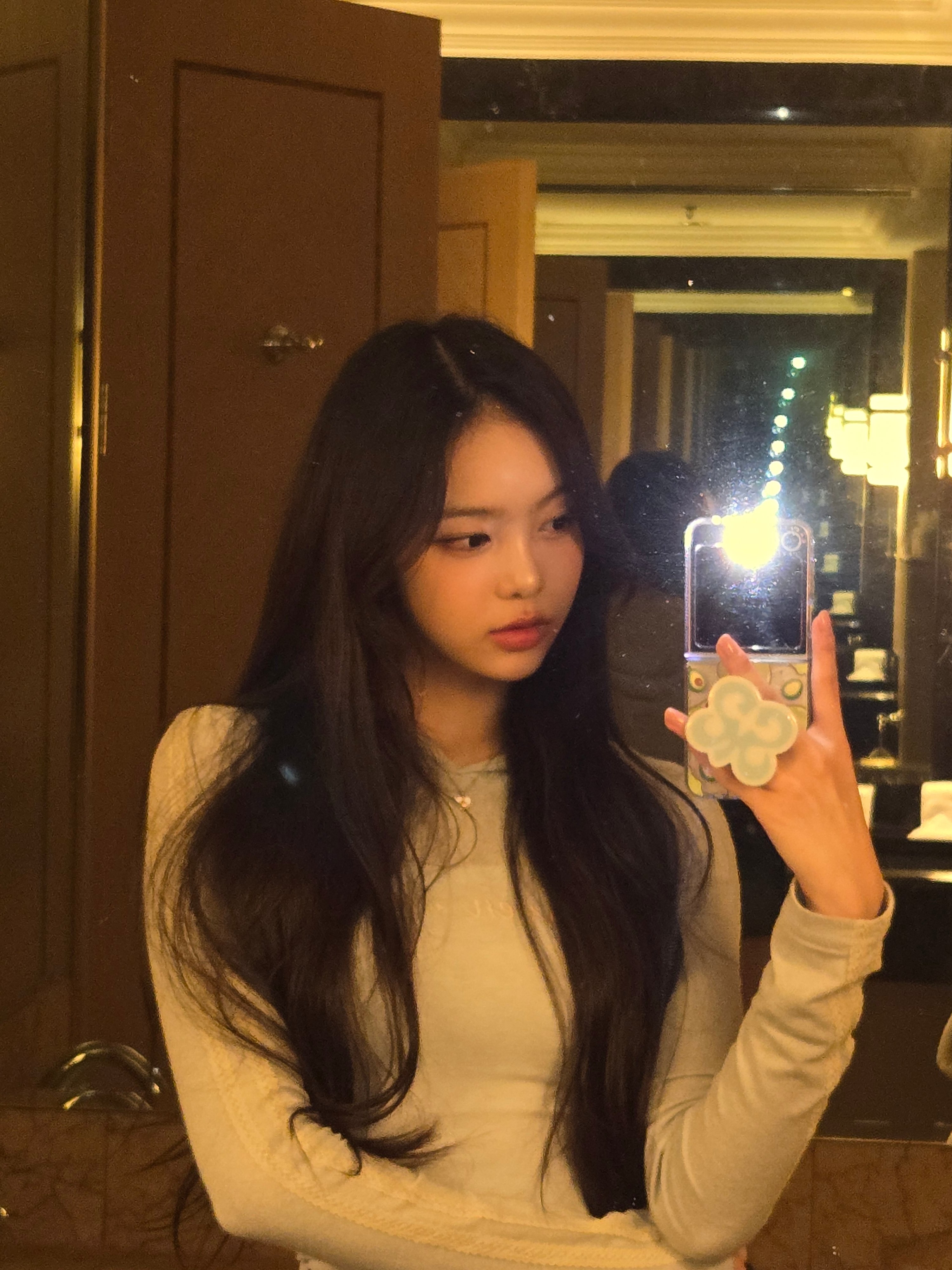 [잡담] 우리집 09년생이 갈수록 이뻐지는거같아 | 인스티즈