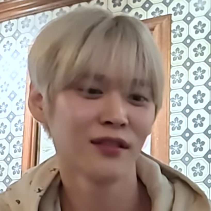 [잡담] 오늘 뜬 송은석 이 둘이 같은사람이라고? | 인스티즈