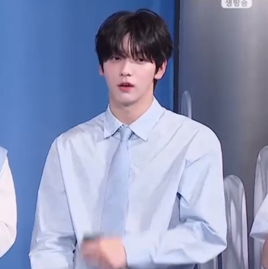 [잡담] 툽 수빈 얼굴폼 왜 이리 무리해 | 인스티즈