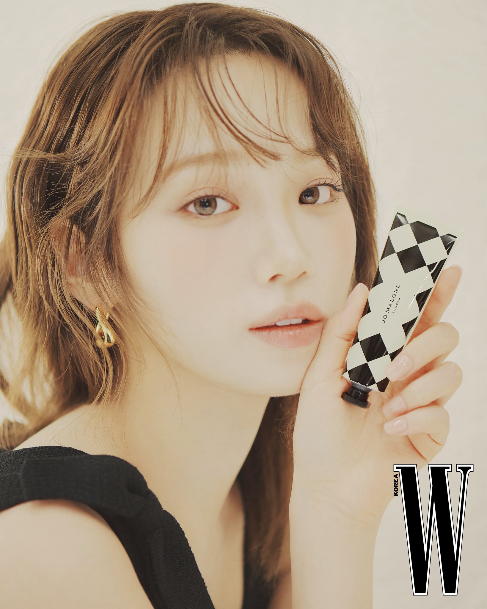 [정보/소식] 르세라핌 김채원 W 코리아 '조말론 런던' 화보 | 인스티즈