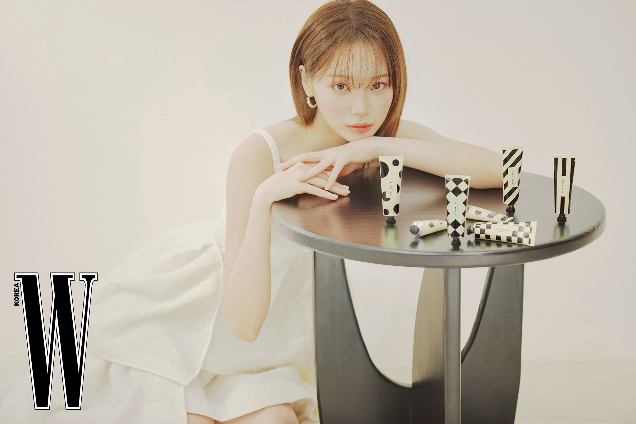 [정보/소식] 르세라핌 김채원 W 코리아 '조말론 런던' 화보 | 인스티즈