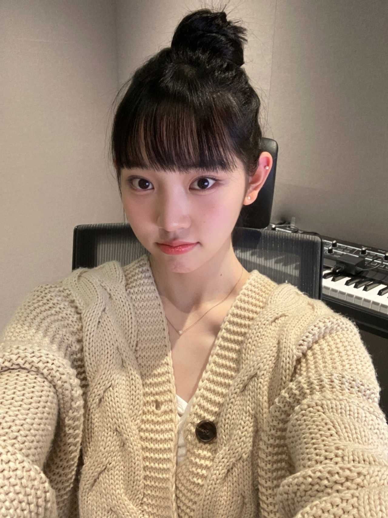 [잡담] 내가 좋아하는 영서 셀카 보고가실 분 | 인스티즈