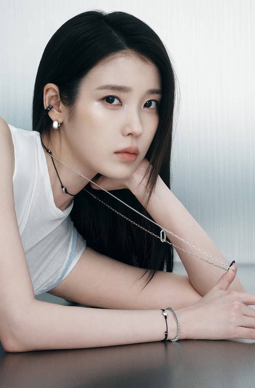 [잡담] 와 아이유 보그 화보 대박이야 | 인스티즈