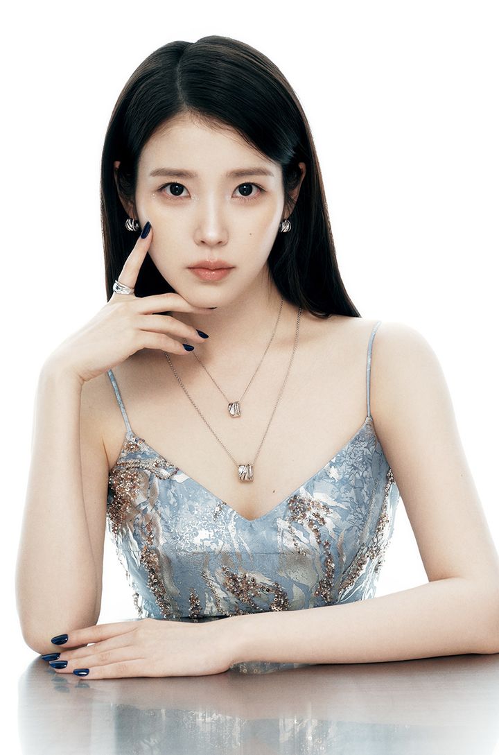 [잡담] 와 아이유 보그 화보 대박이야 | 인스티즈