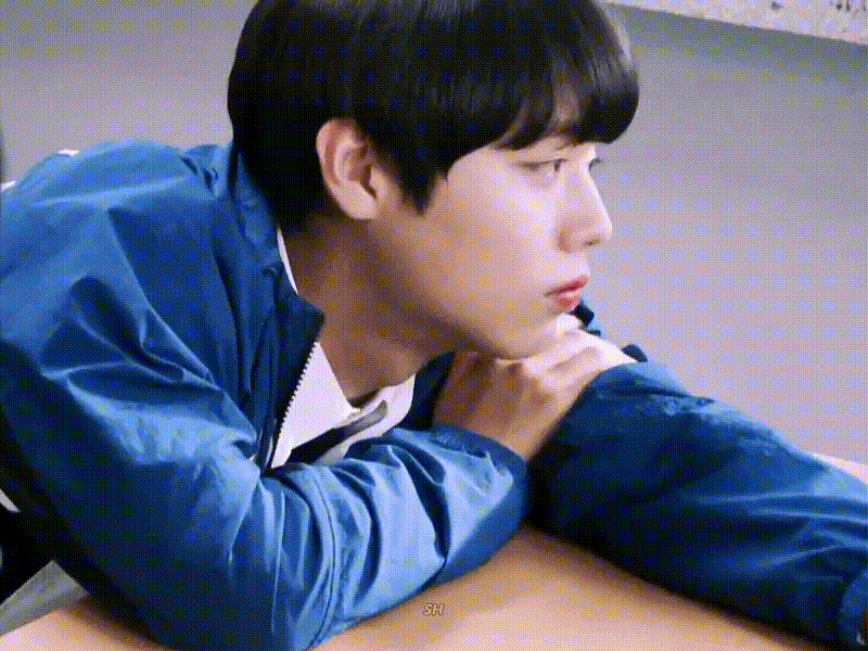 [잡담] 박지훈 교복입은 공주영이랑 연시은 갭차이 좋다... | 인스티즈
