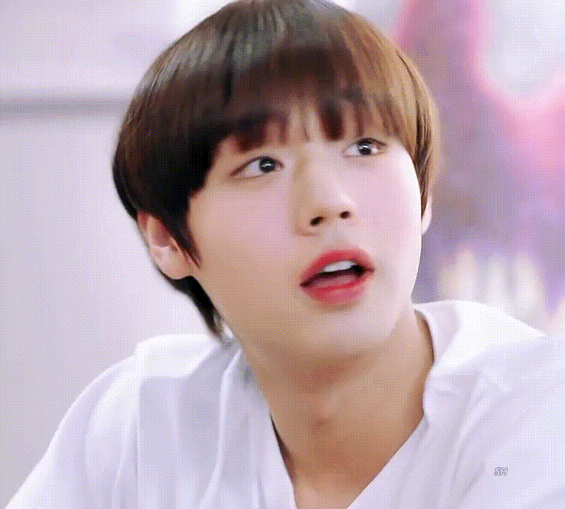 [잡담] 박지훈 교복입은 공주영이랑 연시은 갭차이 좋다... | 인스티즈