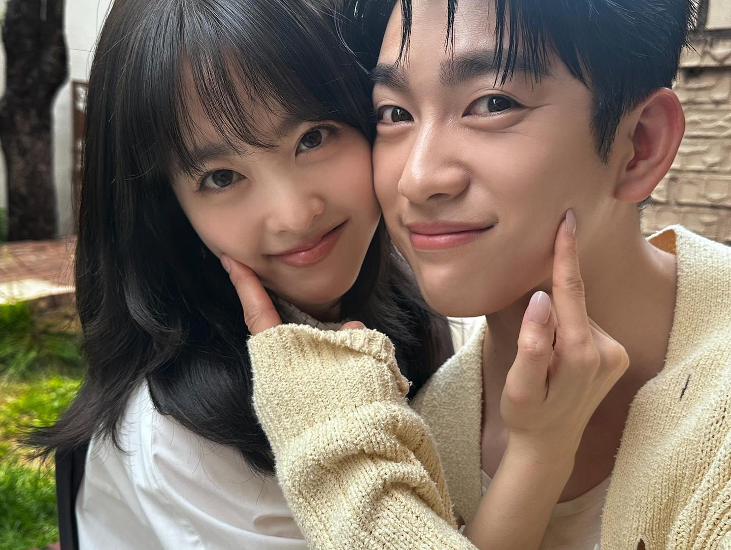 [정보/소식] 갓진영 인스타그램 업데이트 (미지호수 제발 저요) | 인스티즈