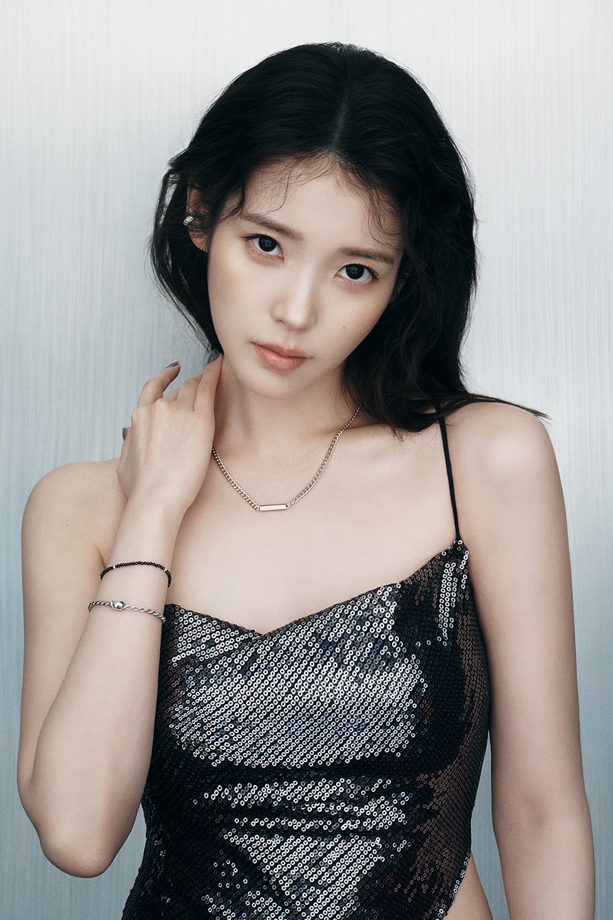[잡담] 서사 없는 빌런 아이유 보고 싶어요 | 인스티즈