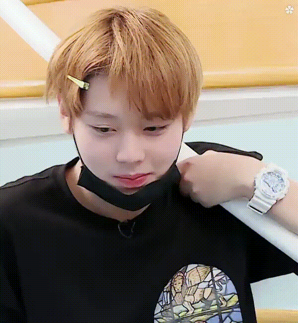 [잡담] 요즘 박지훈 덕질하면서 짤줍하는 재미 붙였는데 | 인스티즈