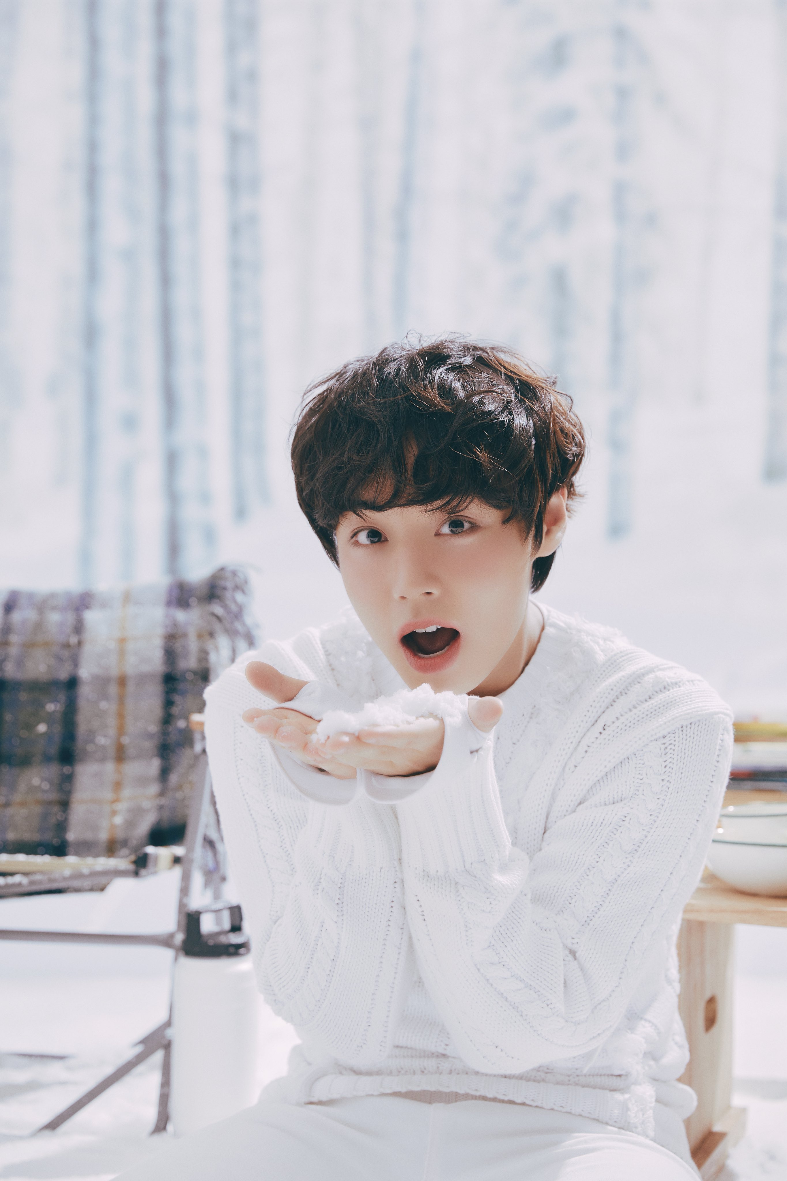 [잡담] 요즘 박지훈 덕질하면서 짤줍하는 재미 붙였는데 | 인스티즈
