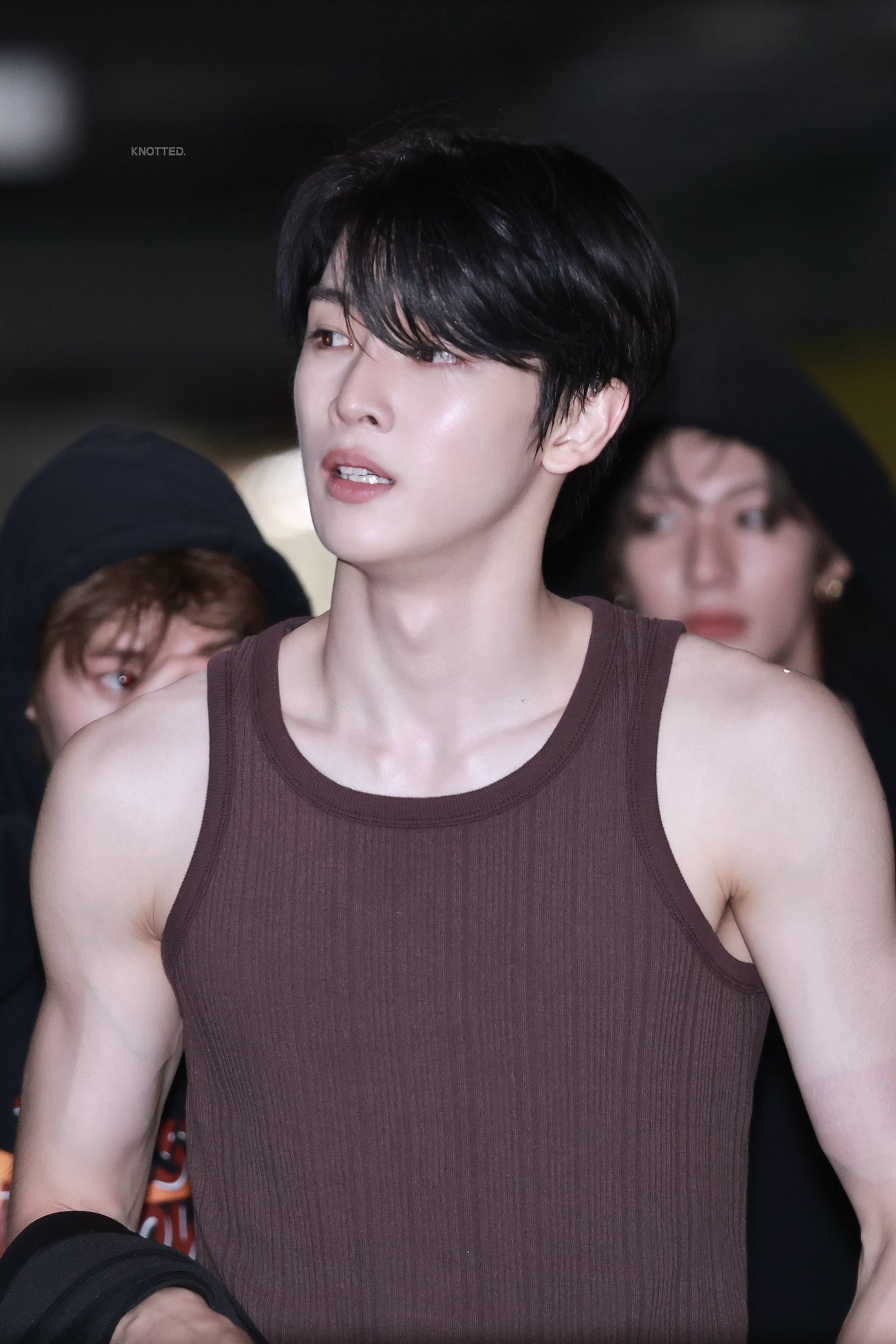 [잡담] 에????? 성찬 퇴근길 뭐지....????? | 인스티즈