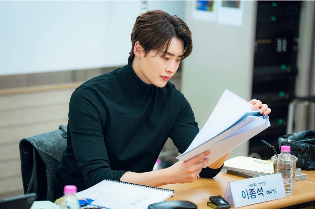 [잡담] 서초동 주형본 소속사에서 스틸 고화질 풀어줬네 | 인스티즈