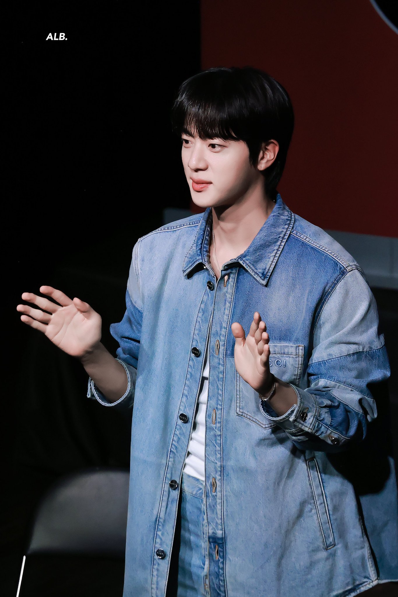 [잡담] 방탄 진 오늘 홈마랑 눈마주친거 | 인스티즈