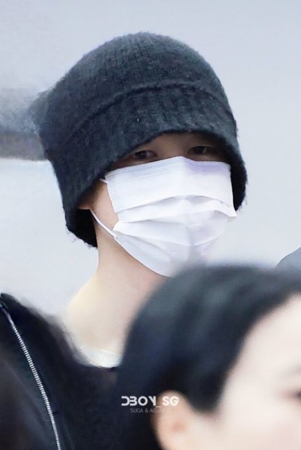 [잡담] 방탄 지민 출국 사진 보고 | 인스티즈