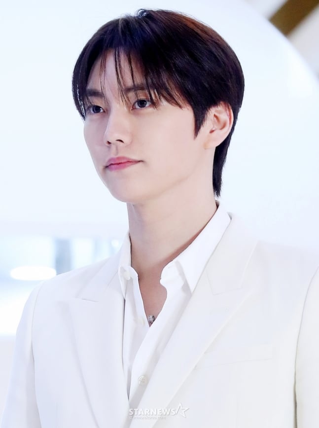 [잡담] 이토록 비겁한 우승자라니..정현규, 현실에서도 숨었다 [⭐️FOCUS] | 인스티즈